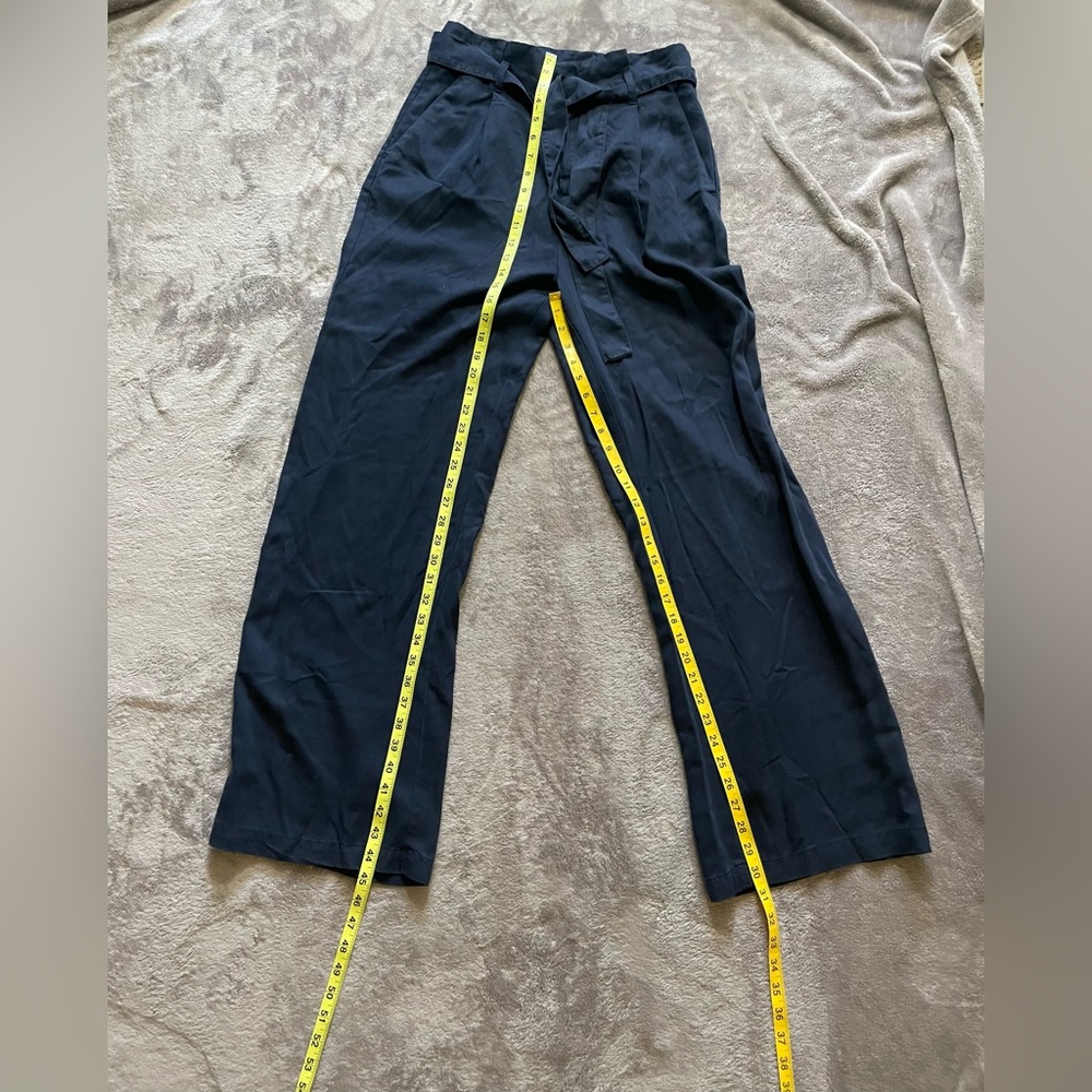 Vero Moda Navy paper bag tie front wide leg pants size medium - Picture 3 of 7